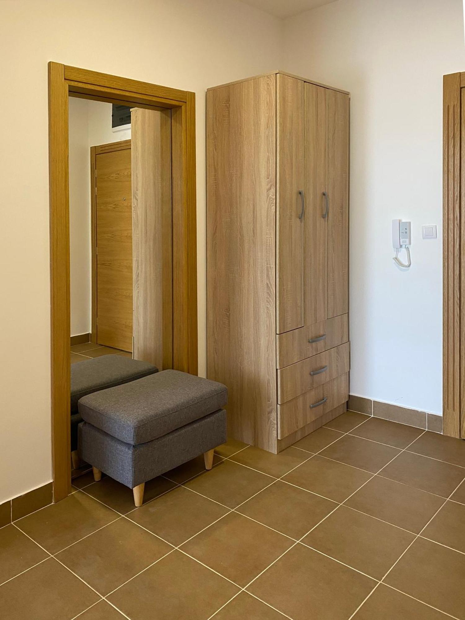 Apartment Sova Tivat Eksteriør bilde