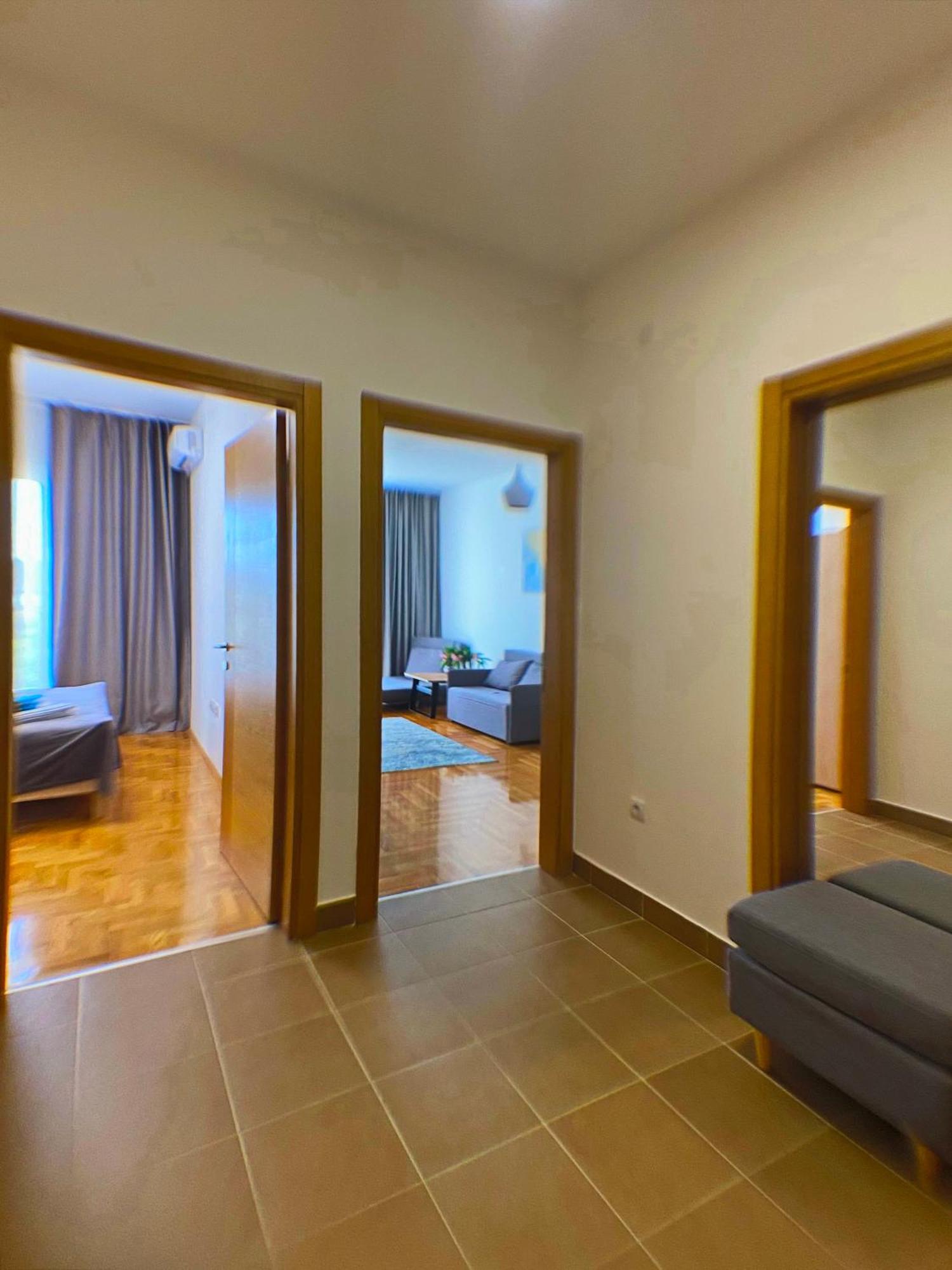 Apartment Sova Tivat Eksteriør bilde
