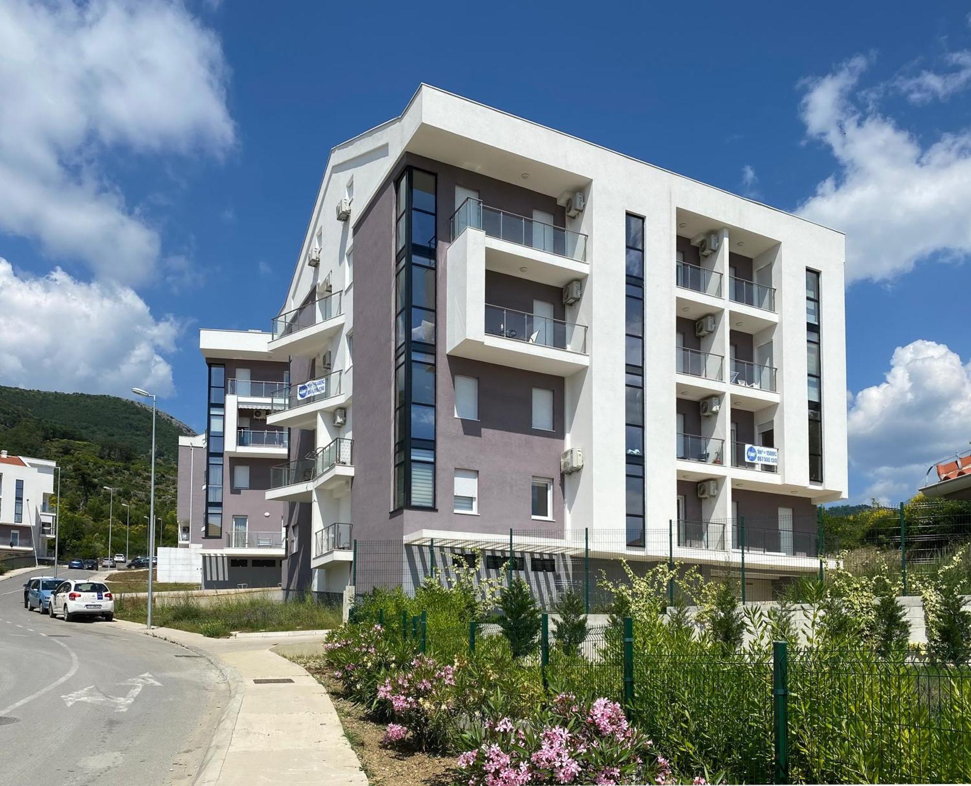 Apartment Sova Tivat Eksteriør bilde